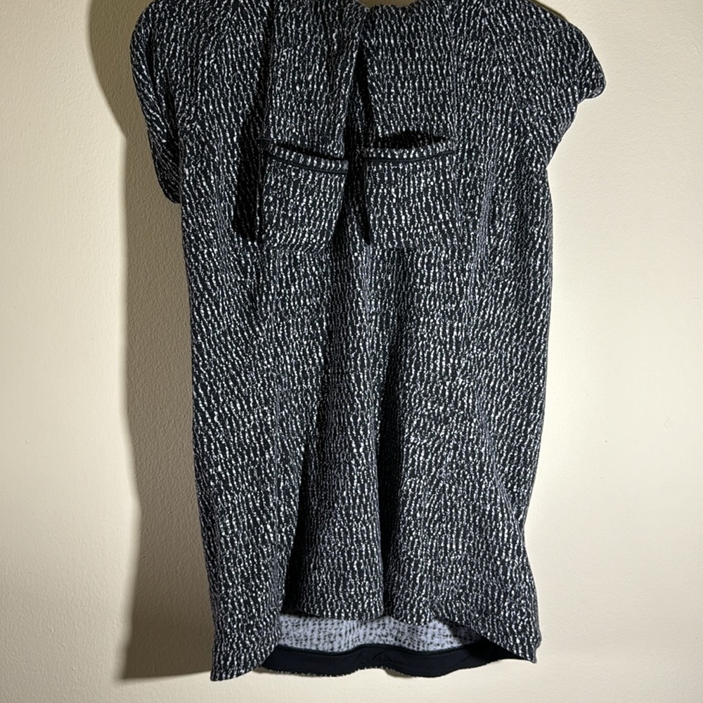 Lululemon Runderful Long Sleeve - Picture 6 of 7